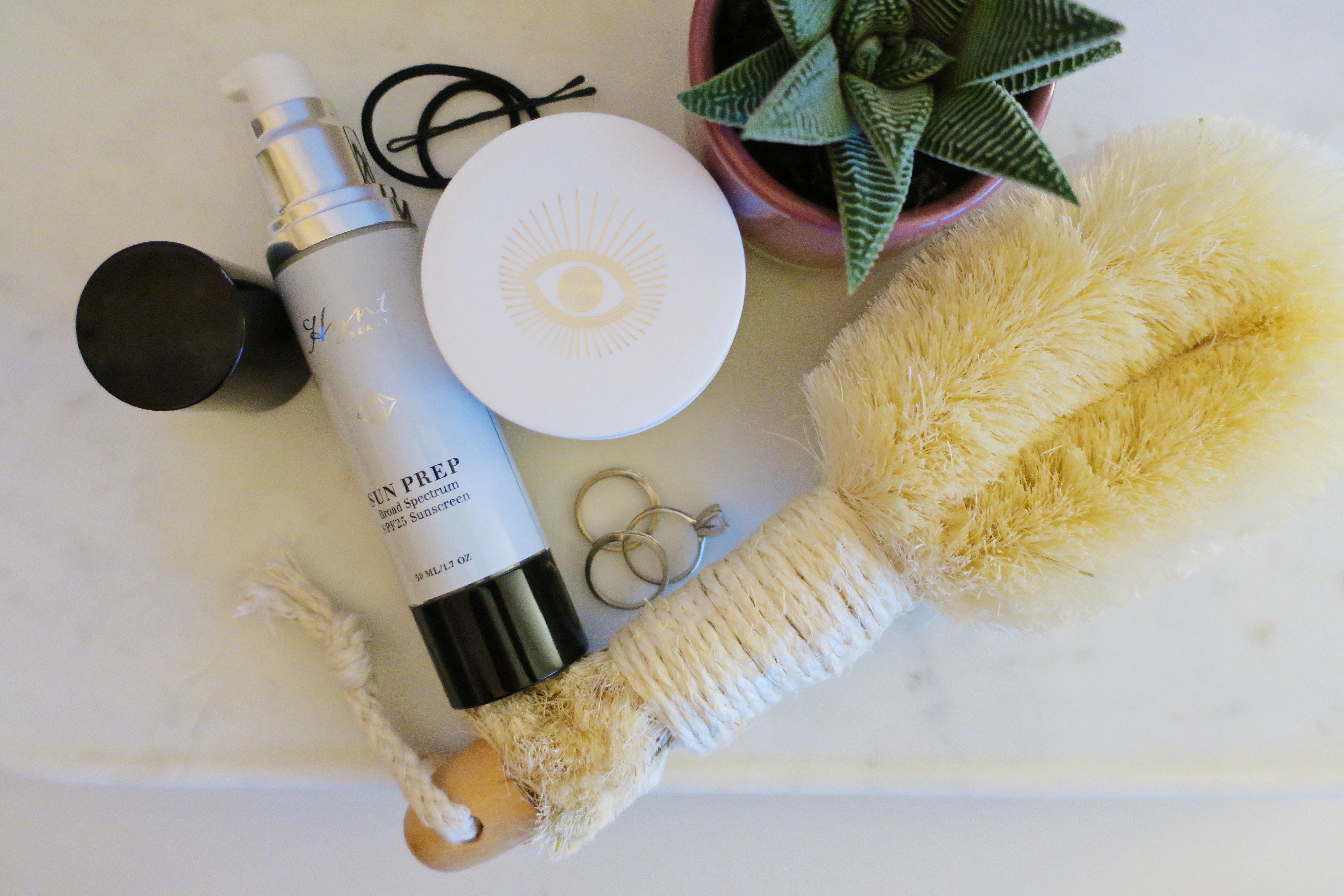 summer ready: Green Goddess Shop products flatlay- Felixinsideout