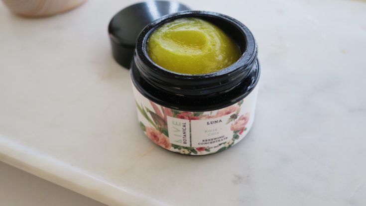 October Art of Organics- Live Botanical Luna Renewing Concentrate - Felixinsideout