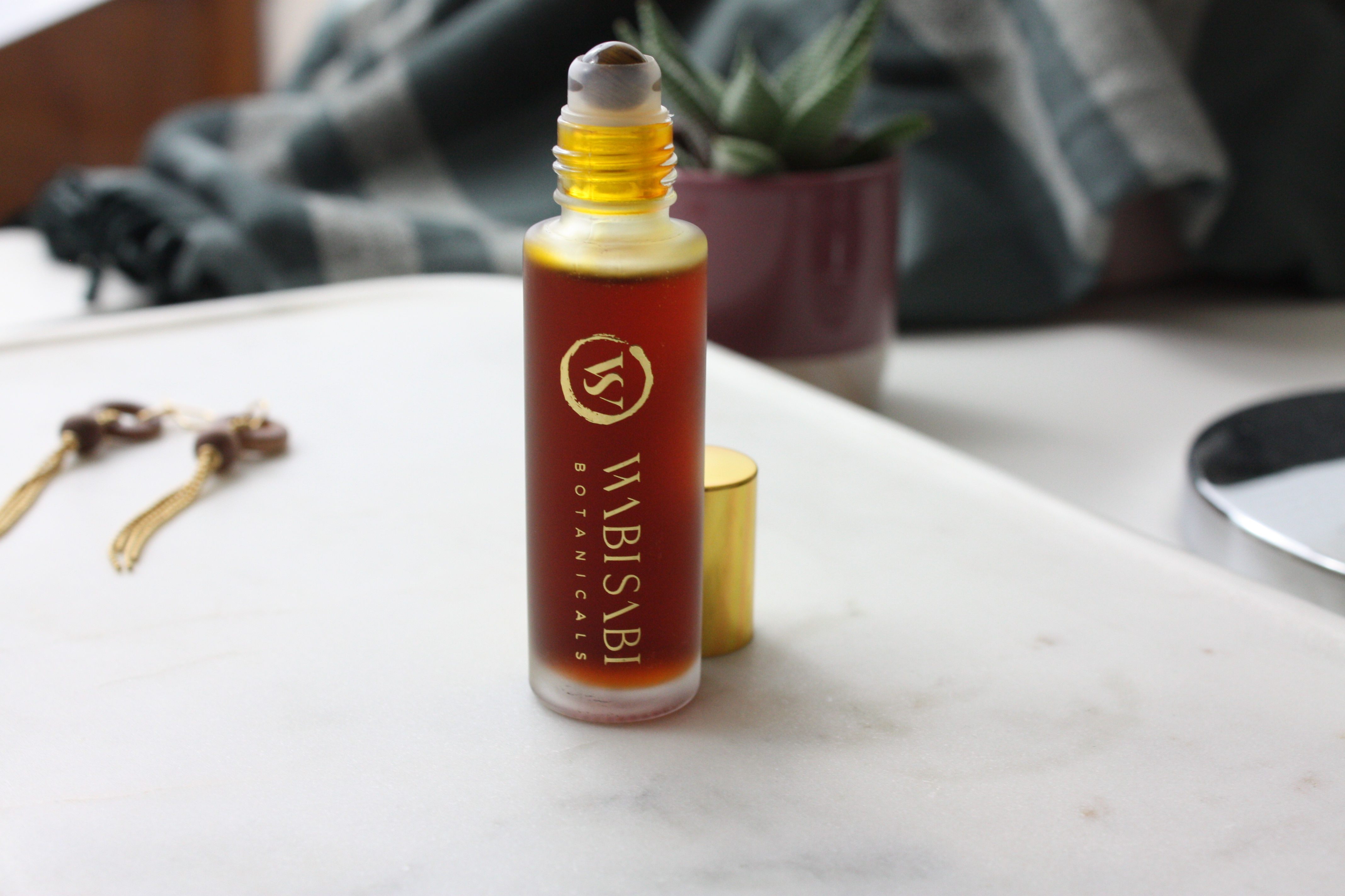 April Clean Beauty Box - Wabisabi botanicals- Balancing act- Felixinsideout